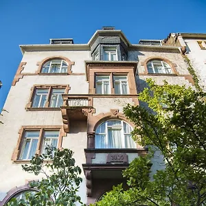 https://hotel-robert-mayer.frankfurtammainhotels.com